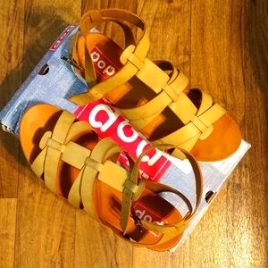 Pop Alpha Cognac color 8.5 worn once